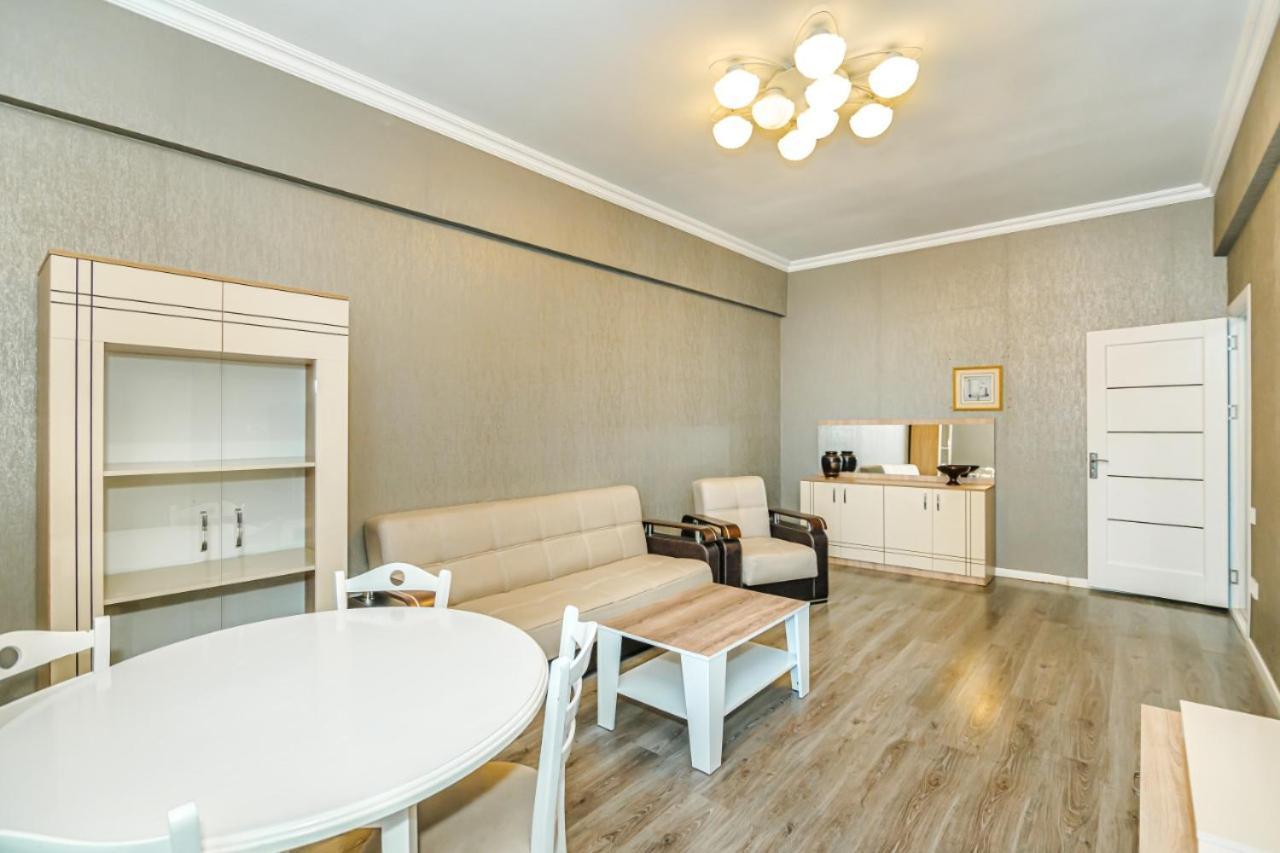 באקו M Estate 1 Room Targovu מראה חיצוני תמונה
